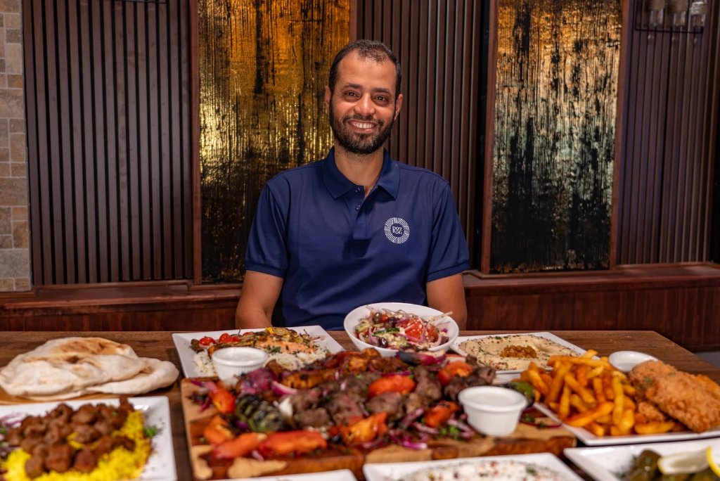 Roz Grill dining room