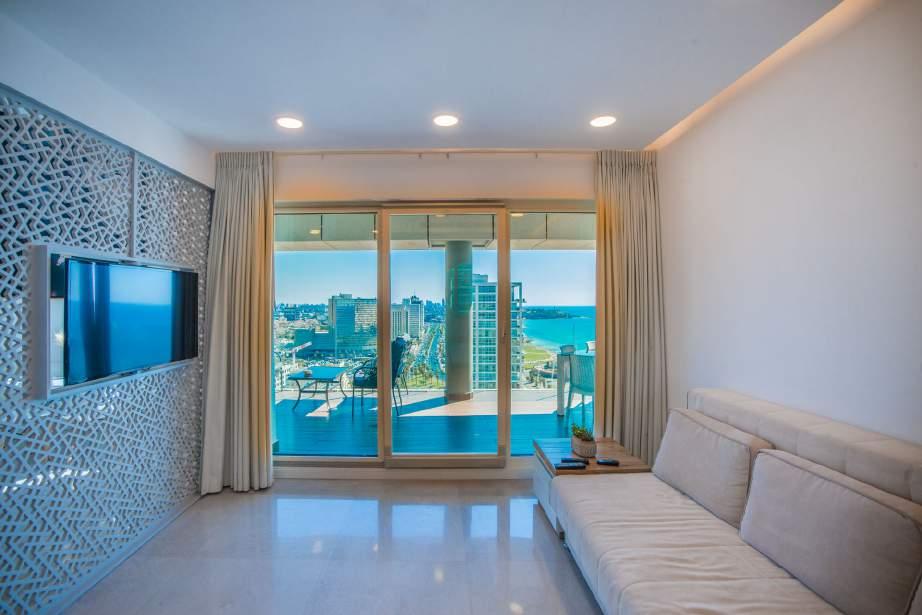 На продажу – Royal Beach SEA ONE, Тель-Авив – Photo 4 | BLUZ TLV