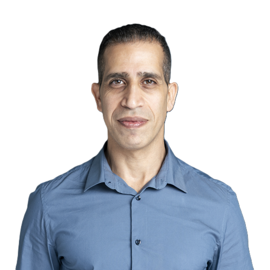 מני שמריהו, מייסד Revora