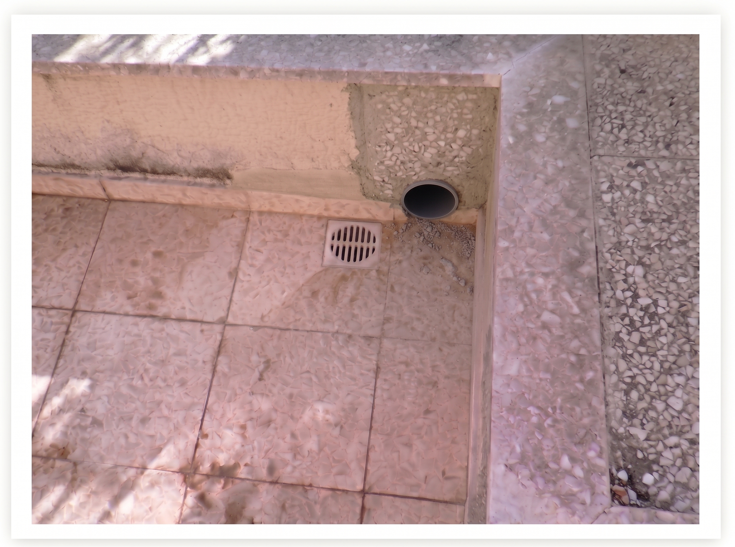 מרזב חירום (Overflow): הפתרון הקטן שחוסך נזק של עשרות אלפי שקלים