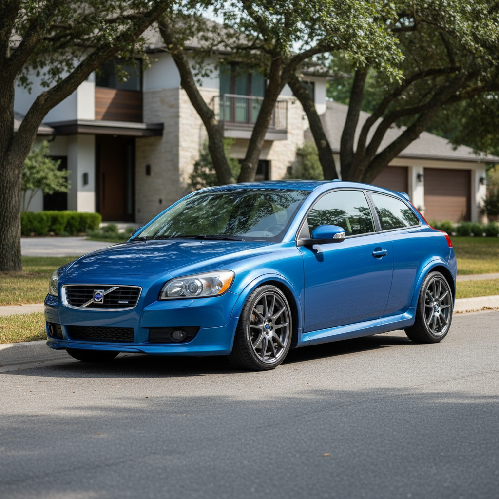 Selling my 2008 Volvo c30 coupe hatchback very nice car Volv