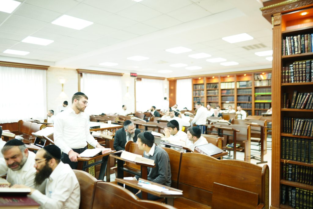 לימוד תורה בבית המדרש