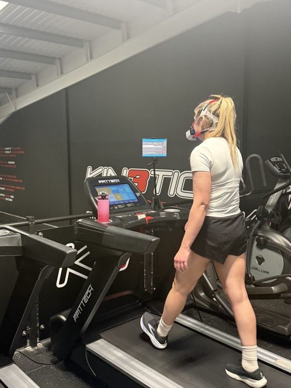 VO2 max test on the treadmill