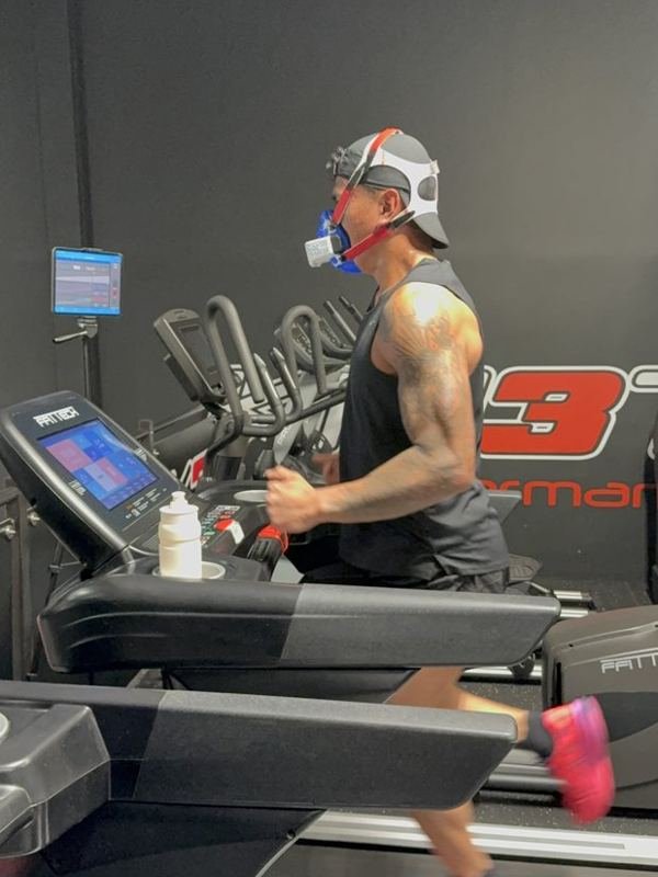 VO2 max test on the treadmill