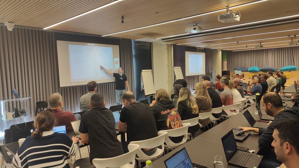 Workshop photo 13