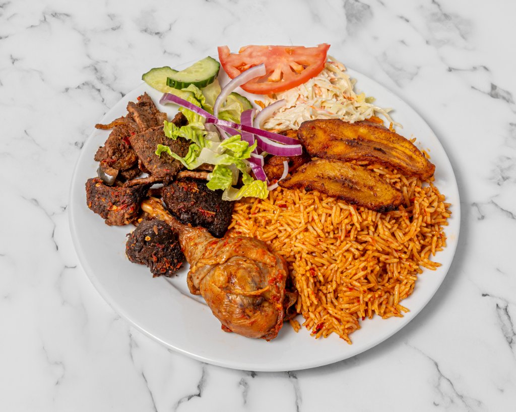 Jollof Rice w Beef & Chicken