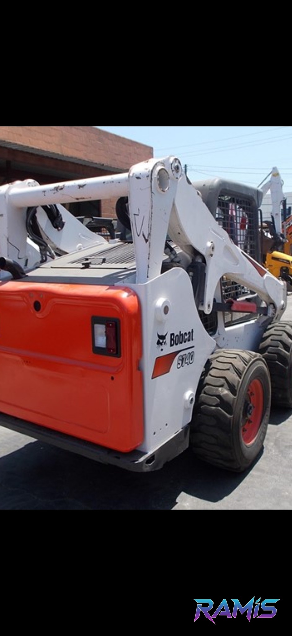 2016 Bobcat S740 Skid Steer Loader photo 2