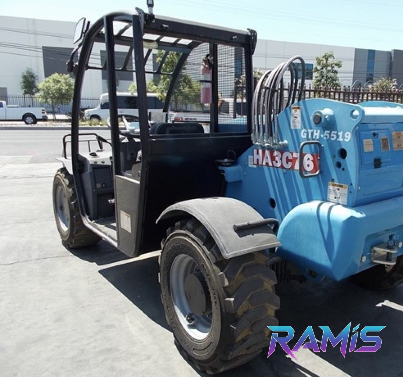 2018 Genie GTH-5519 Telehandler photo 13