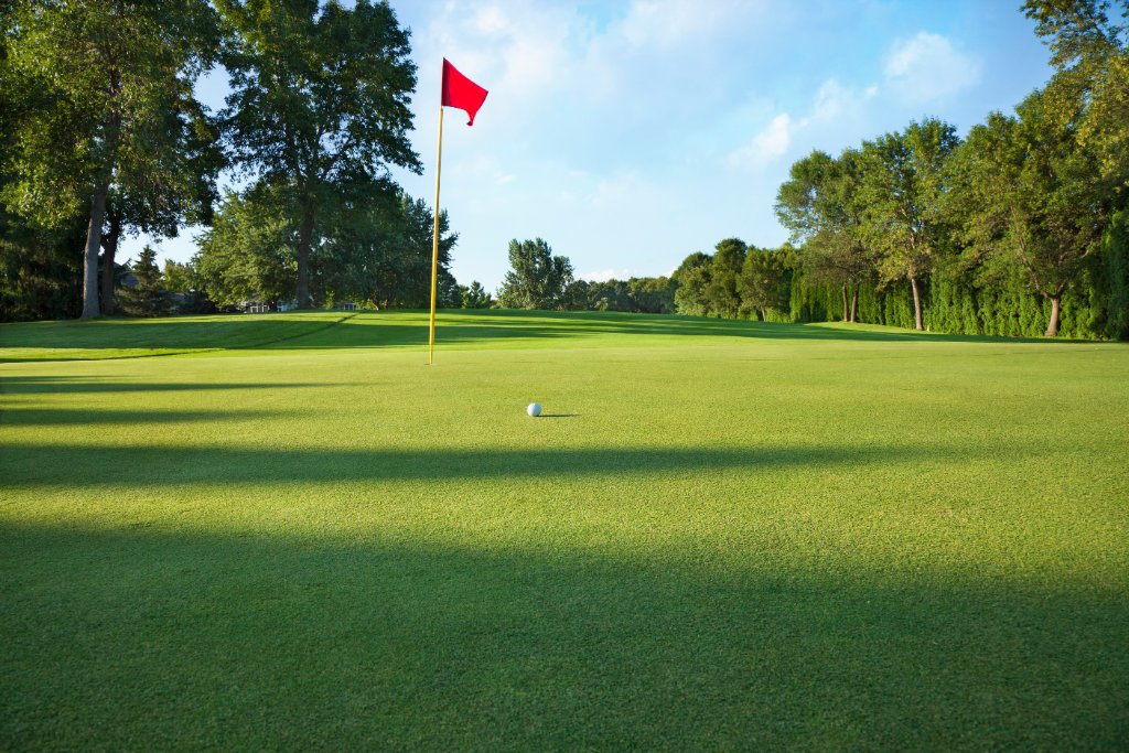 Private golf club