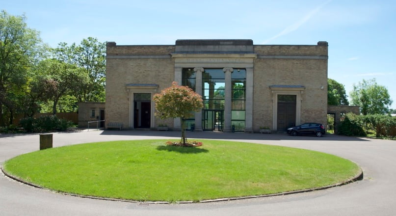 West London Crematorium — photo 3