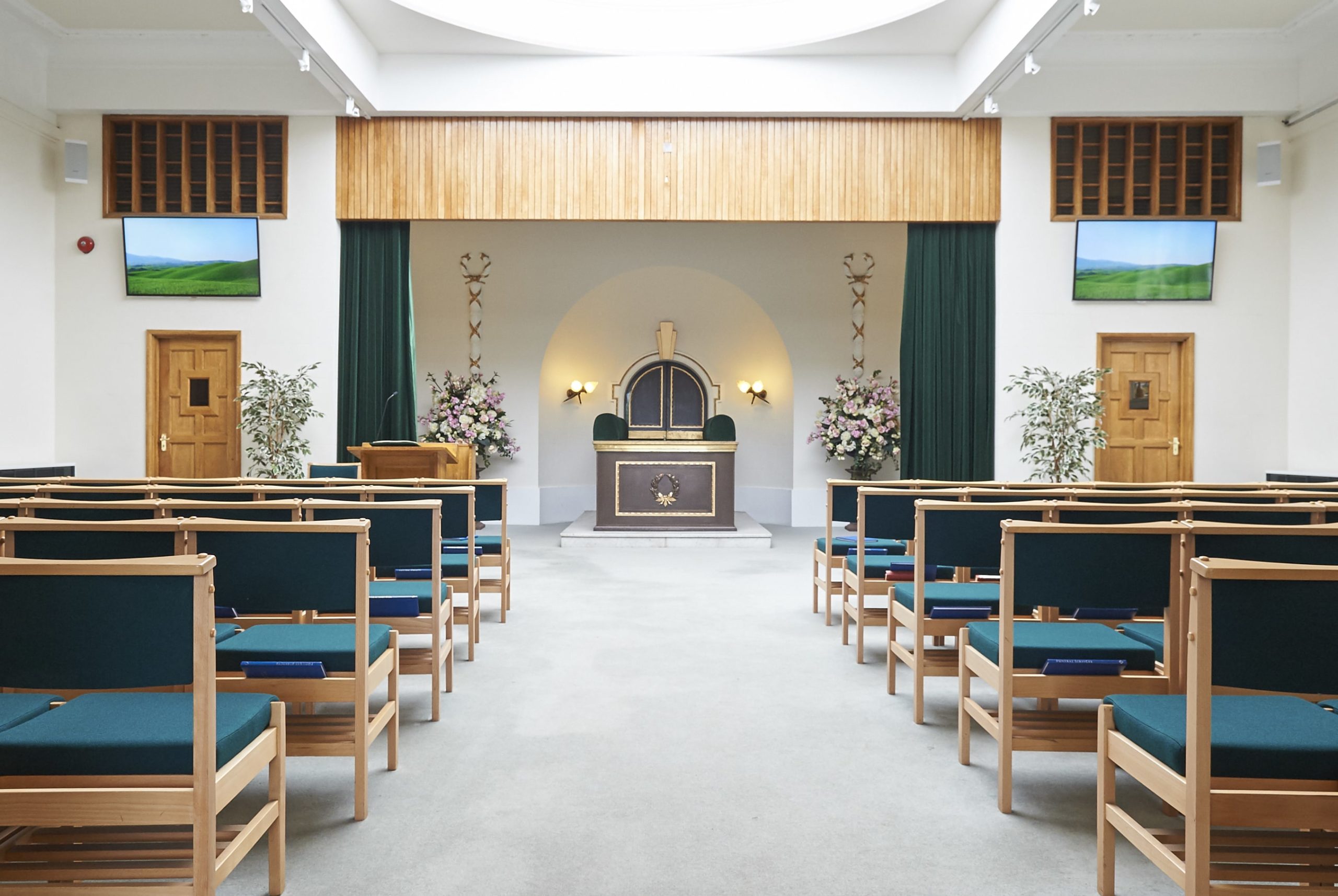 Islington Crematorium — photo 4