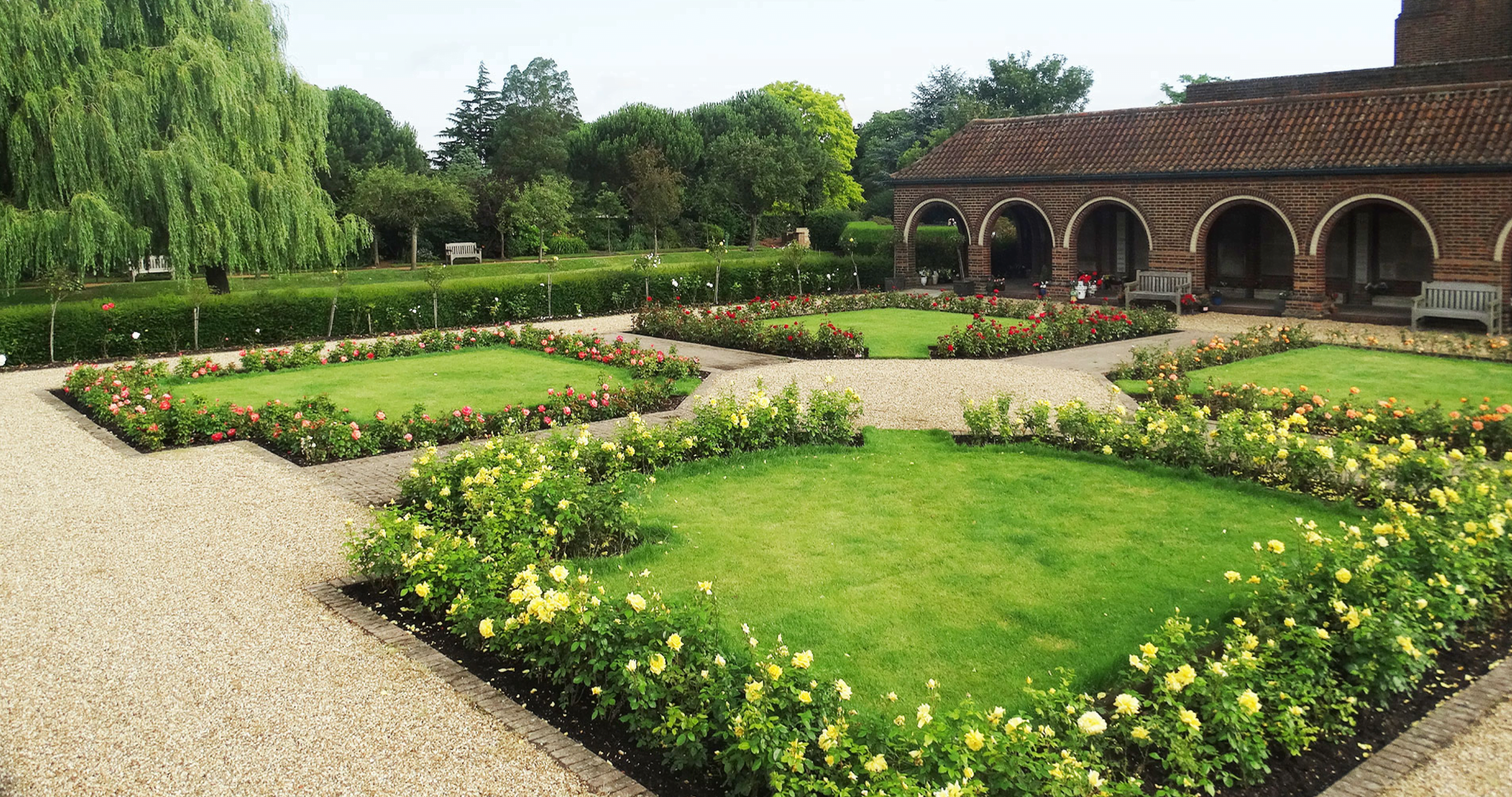 Mortlake Crematorium — photo 3