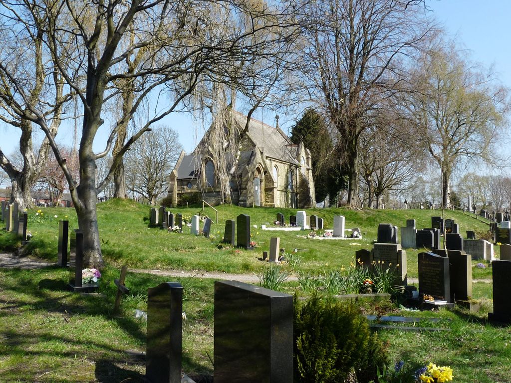 Astley Bridge Cemetery — photo 4