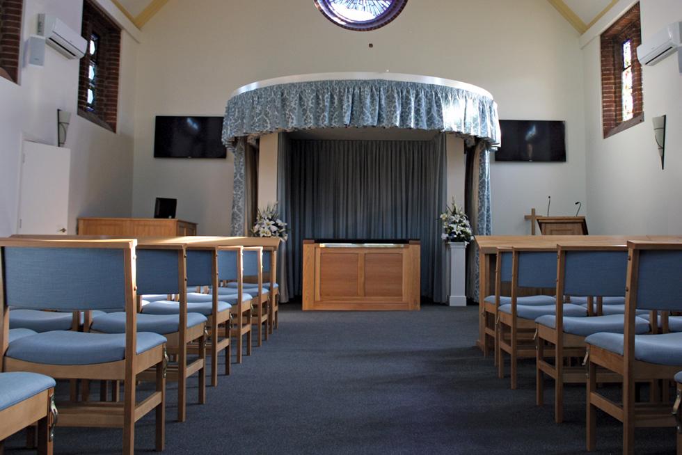 Enfield Crematorium — photo 1
