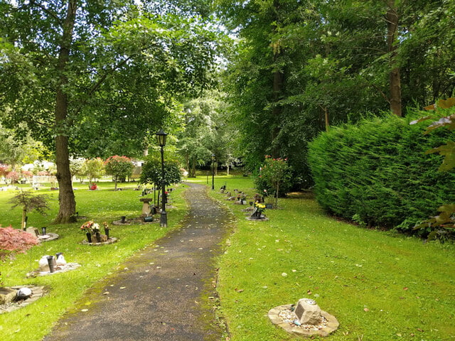 Surrey and Sussex Crematorium — photo 4