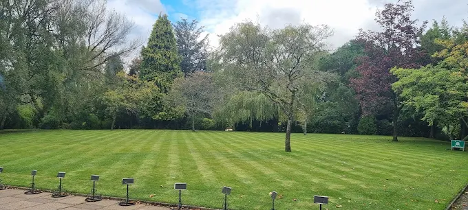 Altrincham Crematorium — photo 2