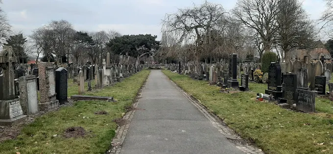 Peel Green Crematorium — photo 2