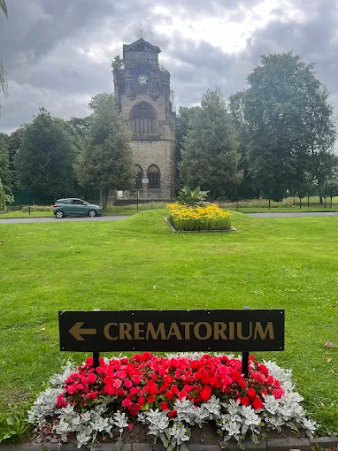 Agecroft Crematorium — photo 4