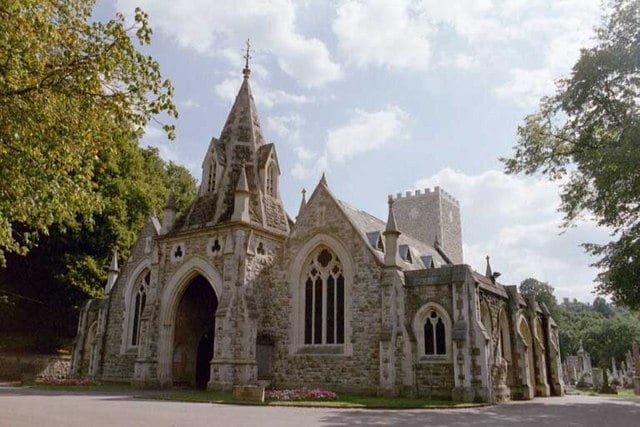 Putney Vale Crematorium — photo 2