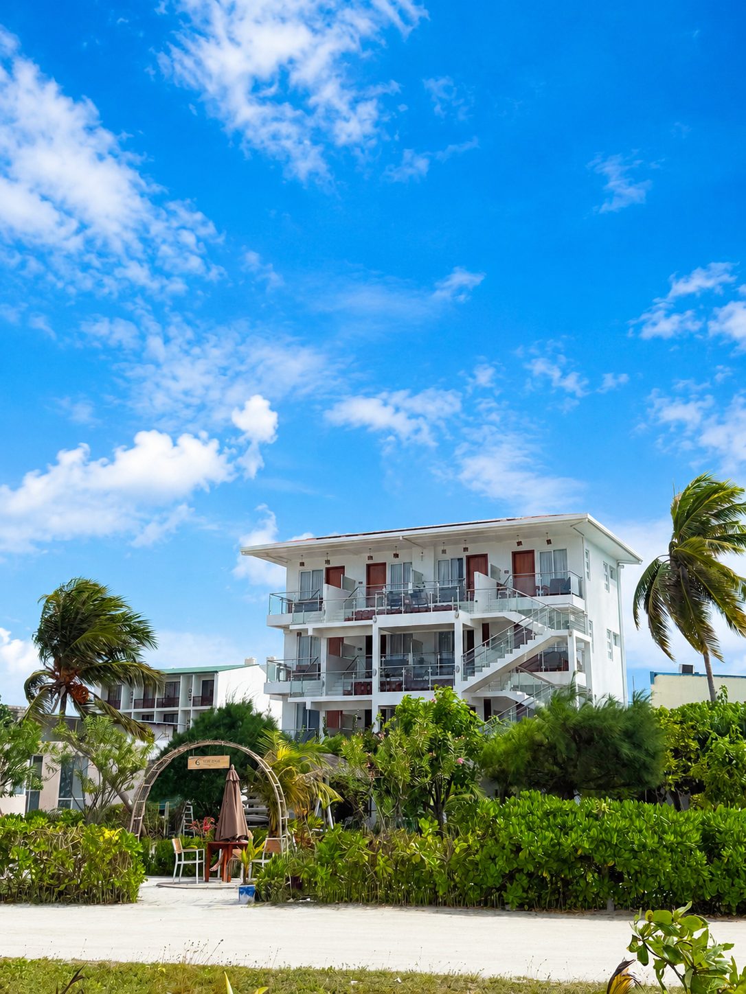 For Lease : An Established 12-room Thulusdhoo - Maldives guesthouse available on long-term lease with beautiful and peaceful ocean views. 