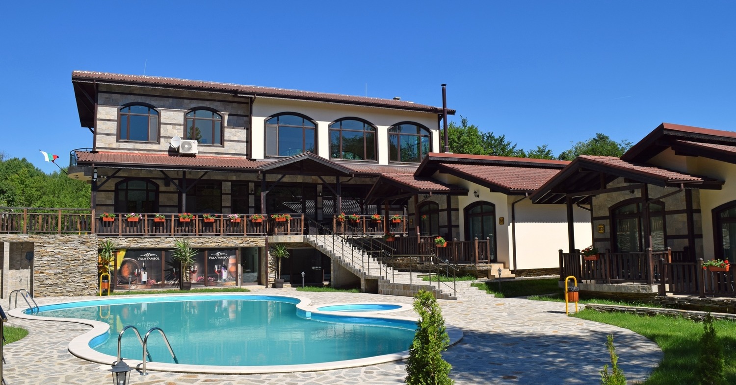 Hotel Complex "Todorini Kukli"