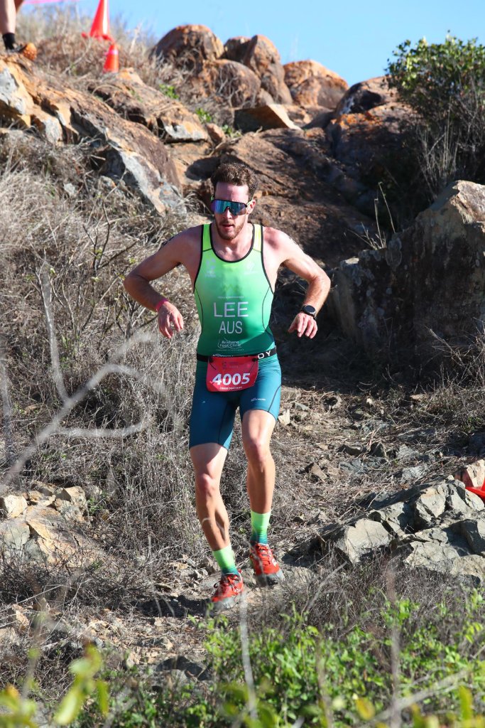 Trail run - rocky descent solo