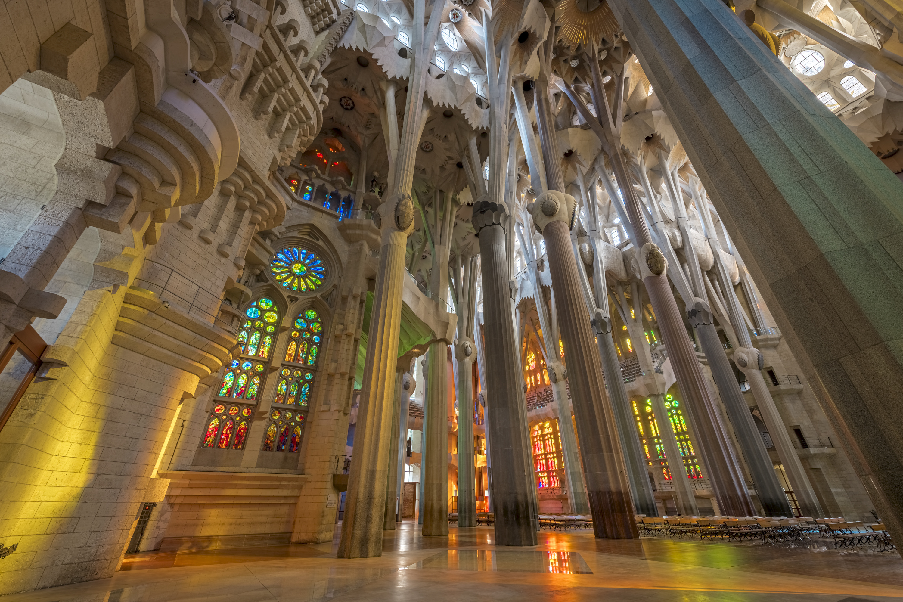 Interior de la Basílica de la Sagrada Família