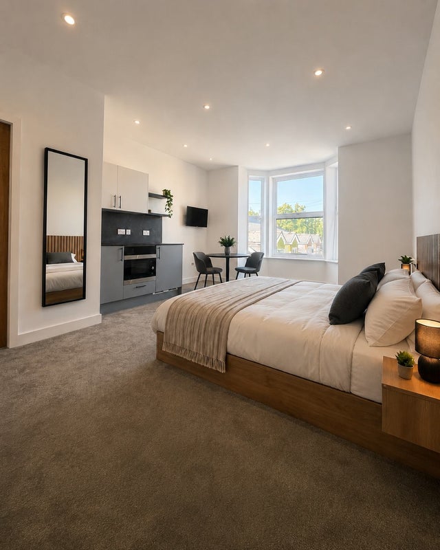 Spacious furnished ensuite room