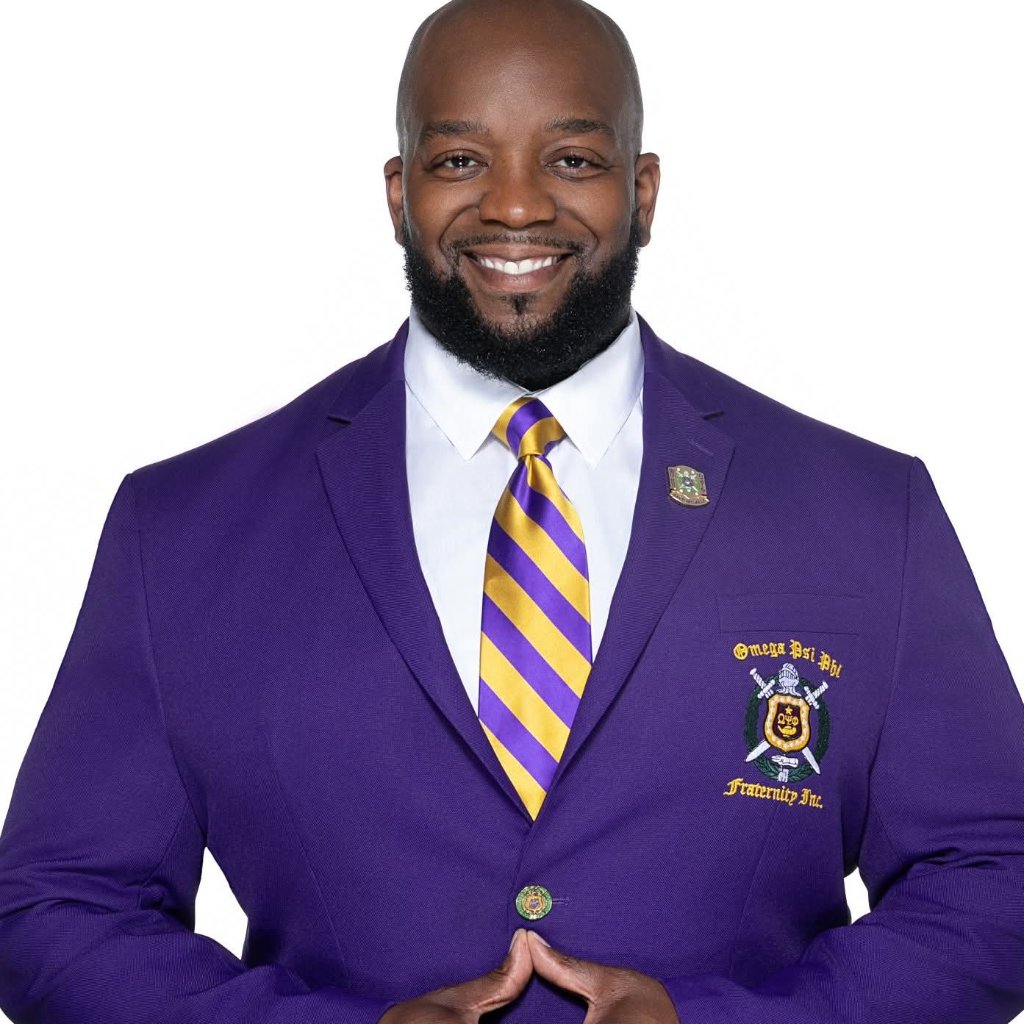 Mr. William R Hall III