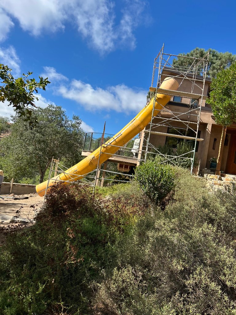 Hillside Estate – Custom Hybrid