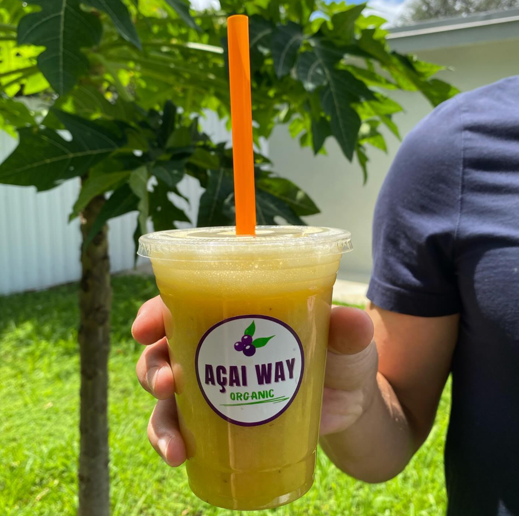 Fresh fruit smoothie in Açai Way cup