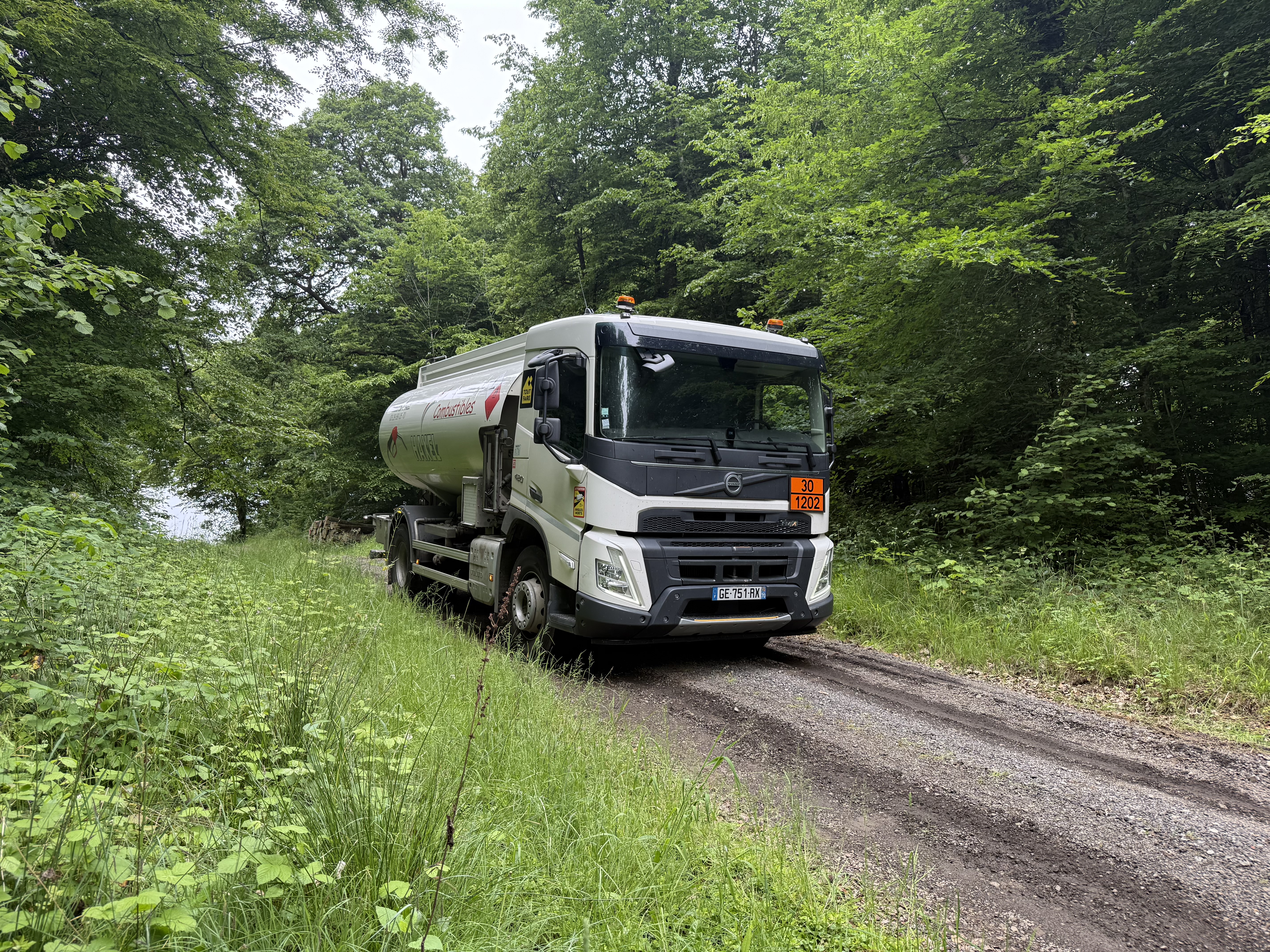 Camion-citerne Haxel en livraison