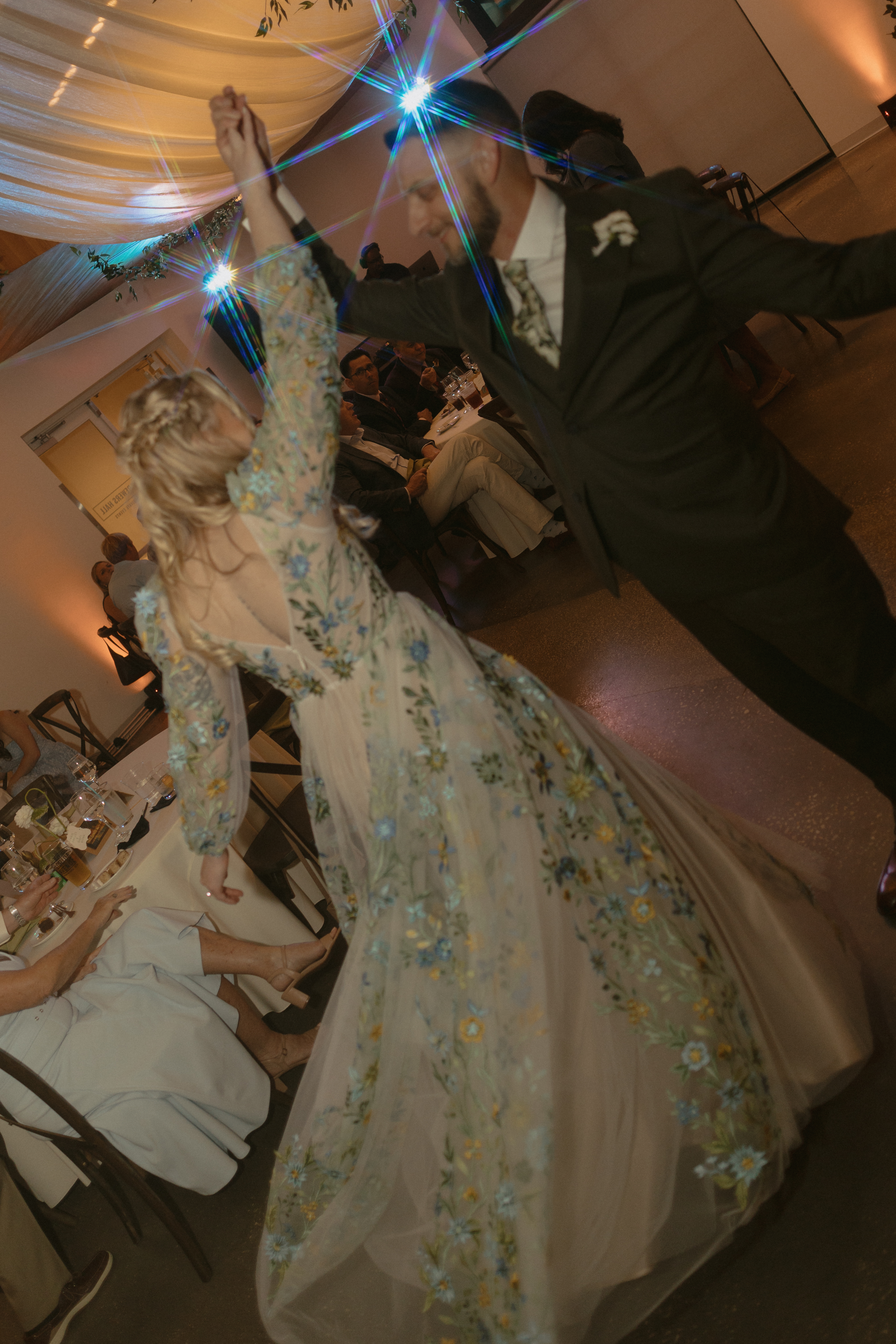 Emma and Chris's wedding - DJ EA6