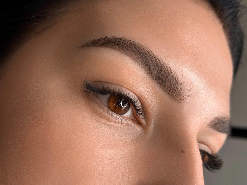 Defined Brows