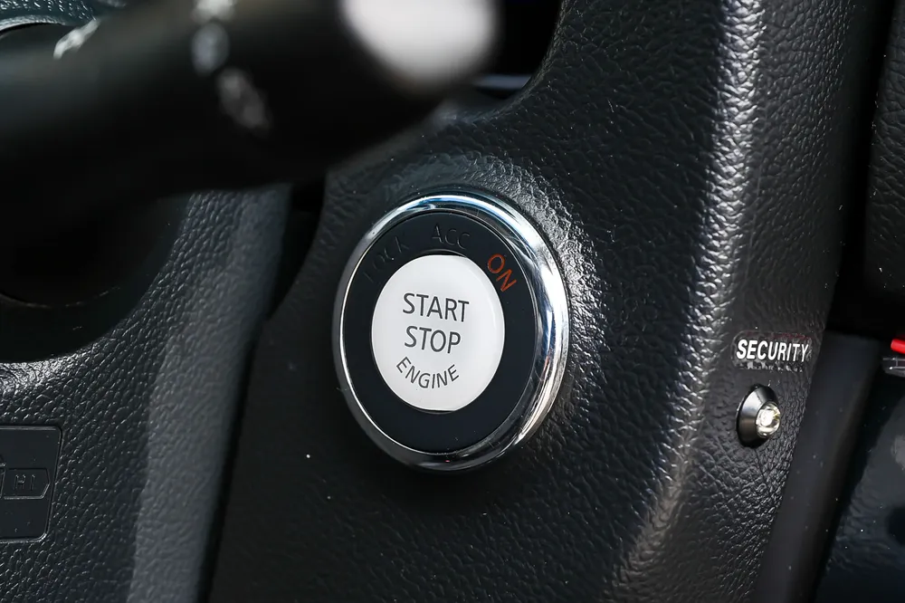 2010 Nissan Skyline Coupe - photo 16
