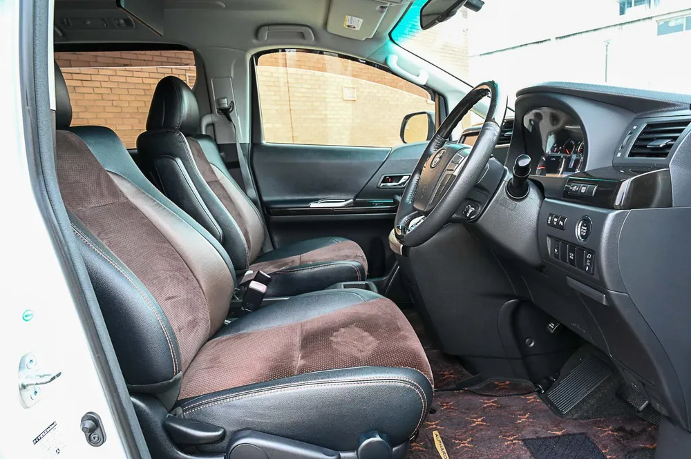 2014 Toyota Alphard 240S Type Gold 2 - photo 16