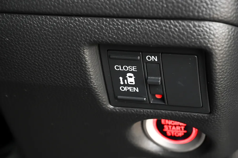 2020 Honda N-BOX CUSTOM G L HONDA SENSING - photo 12