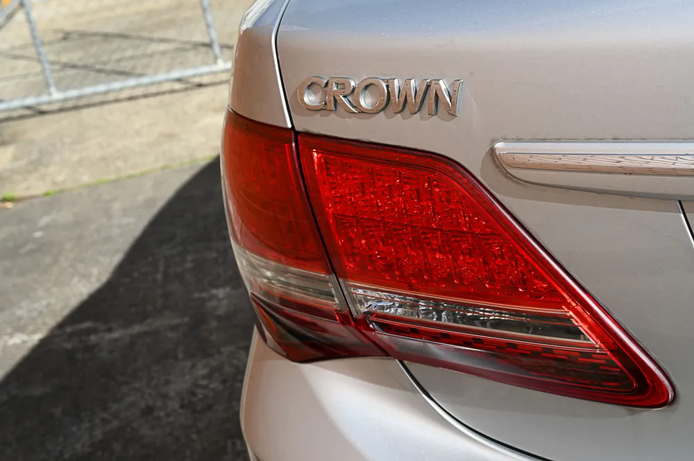 2008 Toyota Crown Royal Saloon R Saloon - photo 8