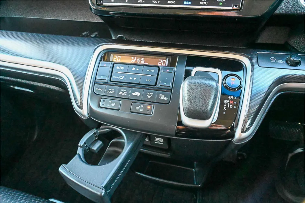 2018 Honda Stepwgn HYBRID GEX HONDA SENSING - photo 26
