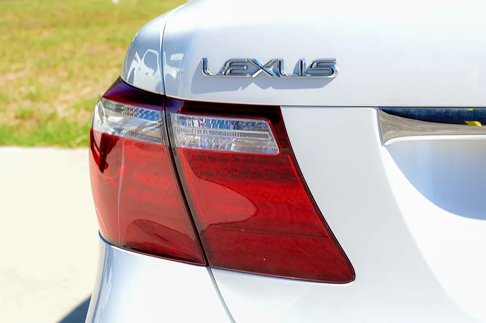 2006 Lexus LS460 - photo 7