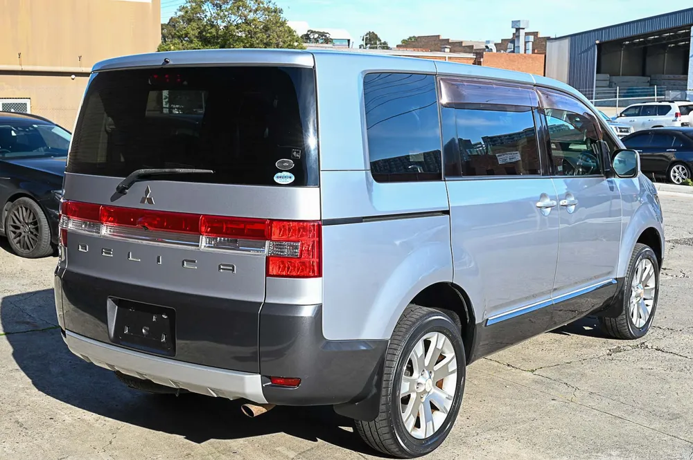 2010 Mitsubishi Delica D5 G Power Pack - photo 11