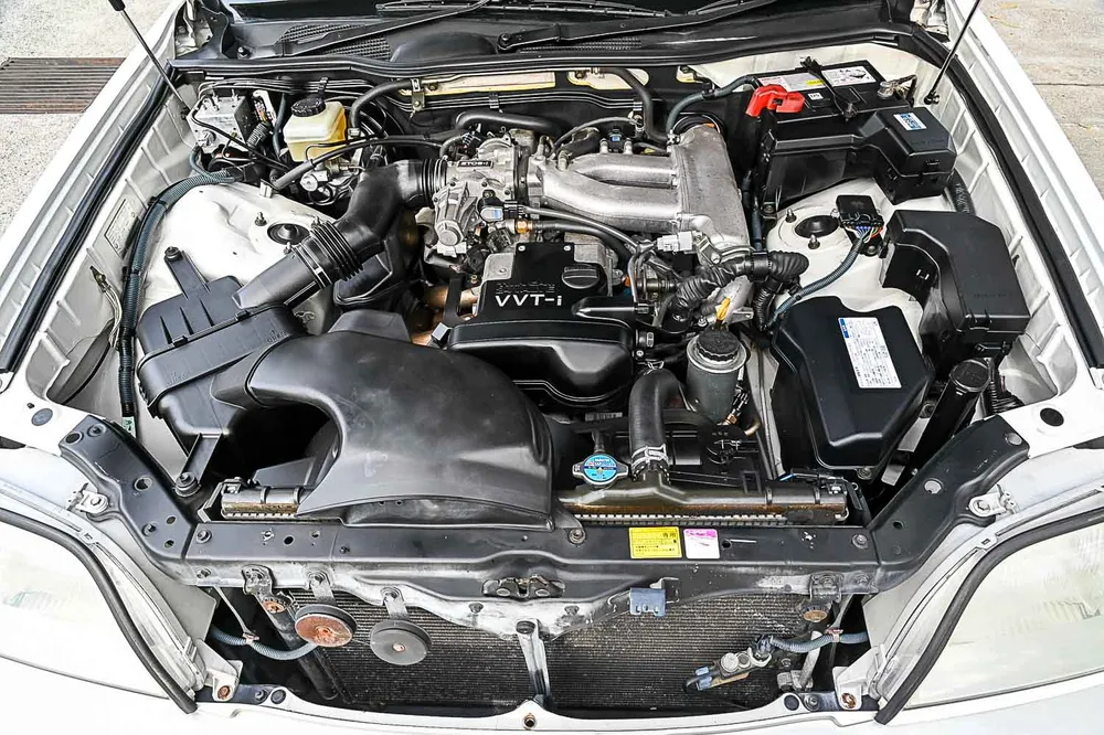 1999 Toyota Crown - photo 6