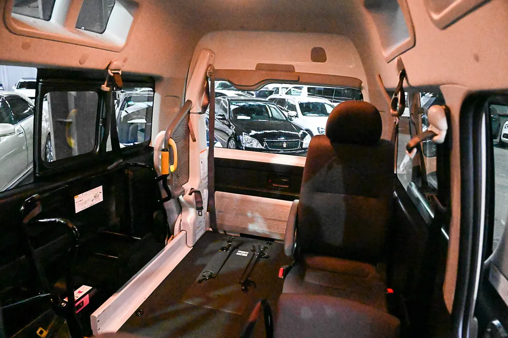 2014 Toyota Hiace Welcab Welcab - photo 11