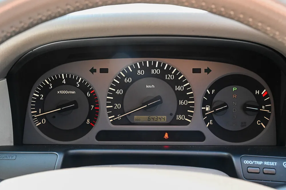 1999 Toyota Crown Royal Saloon - photo 18