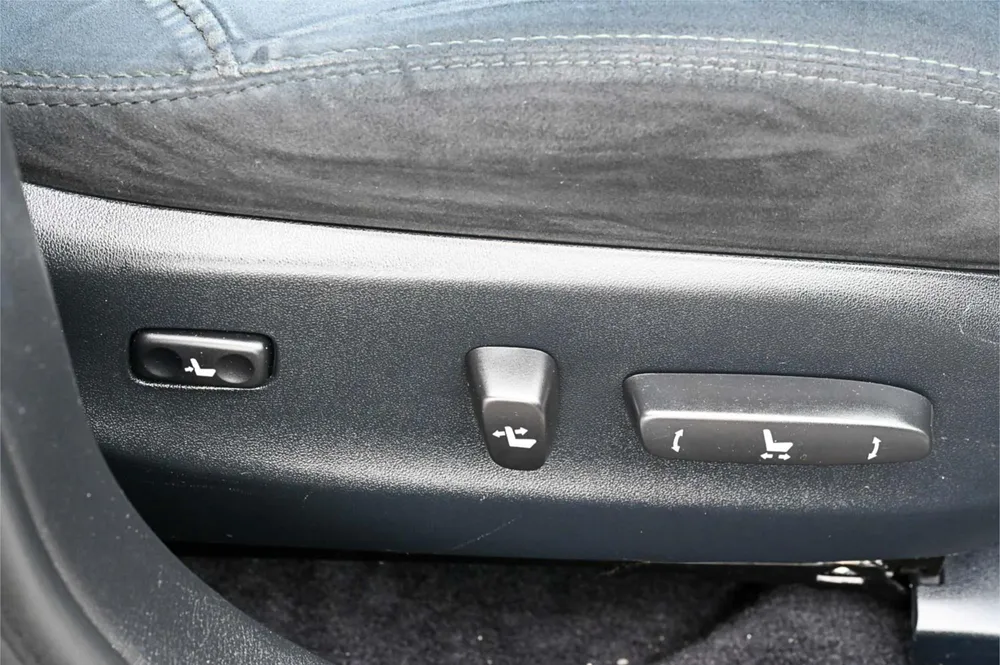 2007 Lexus IS350 Version S - photo 15
