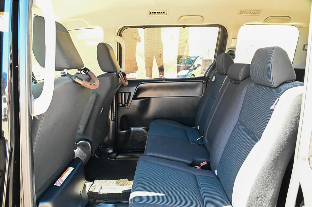 2020 Toyota Noah Side Lift Up Seat - photo 7