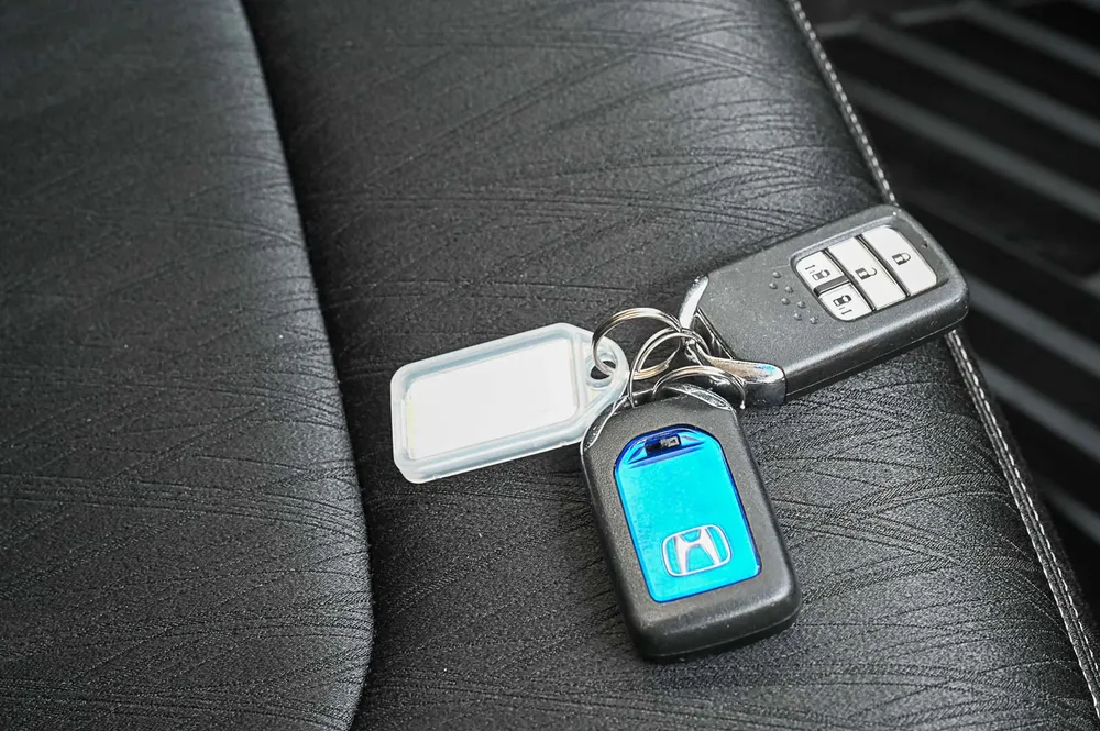 2016 Honda Odyssey Absolute H Sensing - photo 25