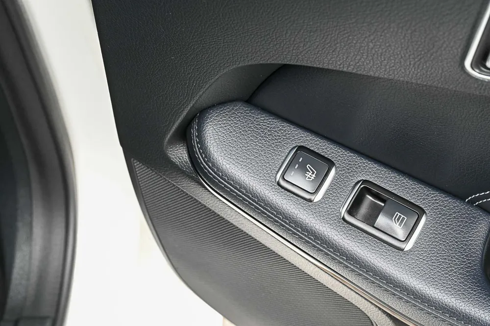 2013 Mercedes-Benz E350 AMG - photo 16