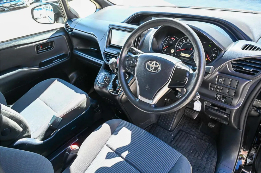 2020 Toyota Noah Side Lift Up Seat - photo 15
