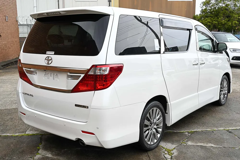 2014 Toyota Alphard 240S Type Gold 2 - photo 14